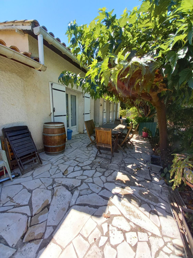 Exterior view 4, Los olivos, Aude