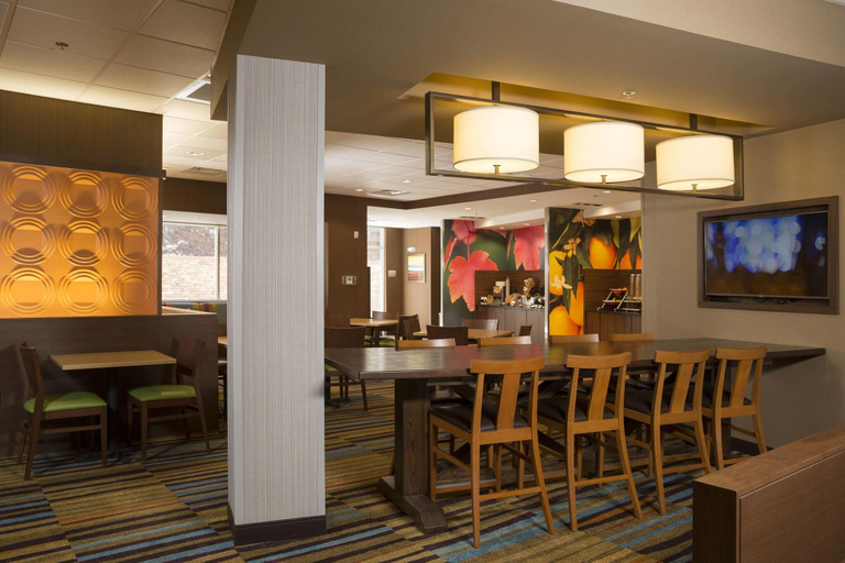 Food & Drinks 5, Fairfield Inn & Suites Durango, La Plata