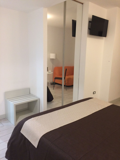 Bedroom 2, Apeiron, Cosenza