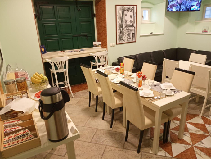 Food & Drinks, Rooms Toni Palace, Split
