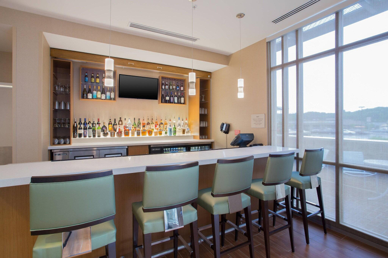 Food & Drinks 5, SpringHill Suites Mt. Laurel Cherry Hill, Burlington