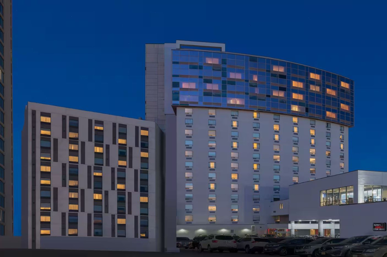 Exterior & Views 1, Wyndham Grand Fallsview Hotel, Niagara