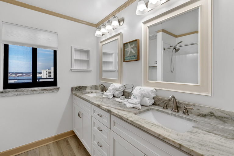 Bathroom 5, Eden West 504, Escambia