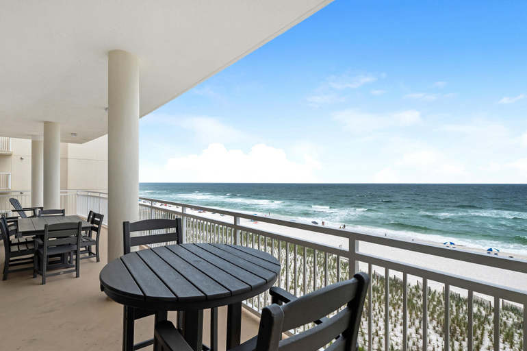 Others 5, La Playa 301, Escambia