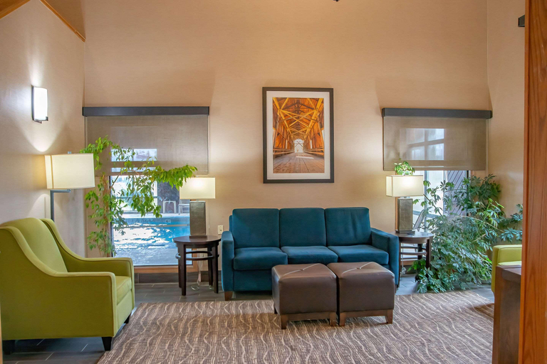 Public Area 2, Comfort Inn Huntington Near University, Huntington