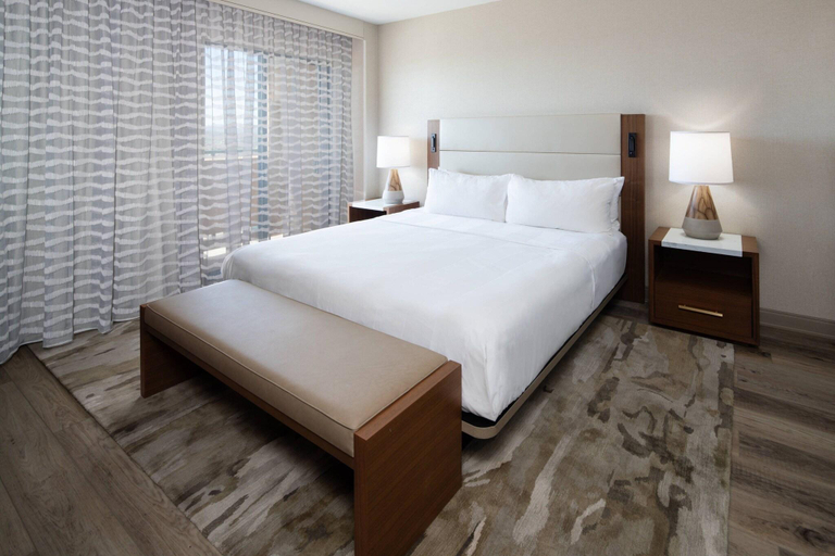 Bedroom 3, Marriott Tucson University Park, Pima