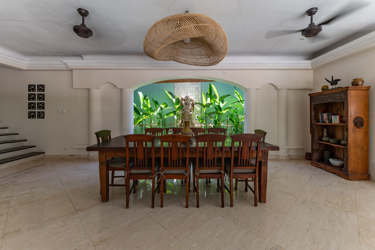 Dining Room 14