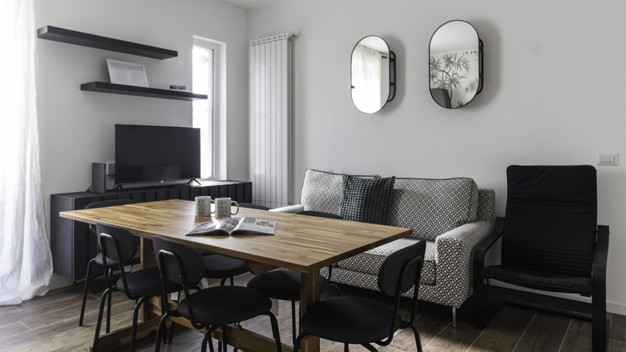 Others 5, Italianway Comfort - Buenos Aires 65 E, Milano