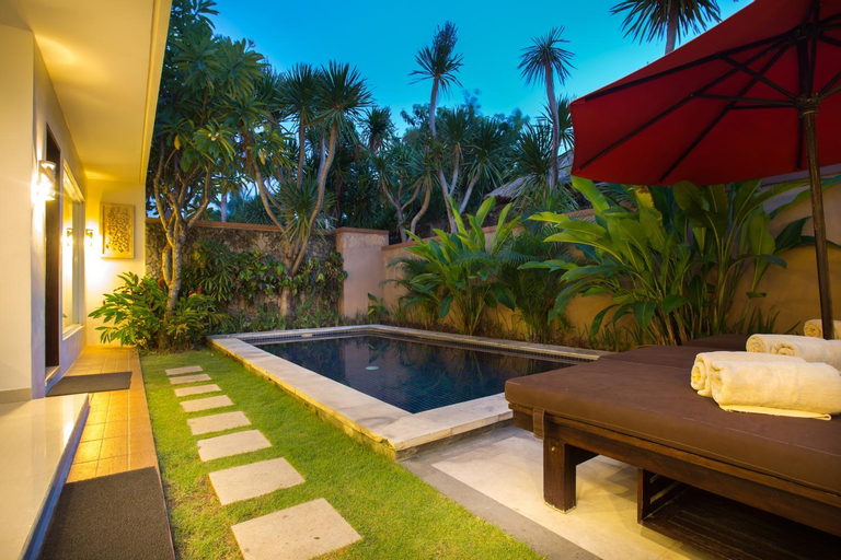 Swimming Pool 9