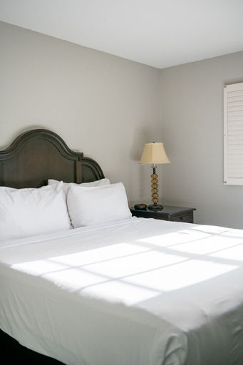 Bedroom 2, French Quarter Suites Hotel, Orleans