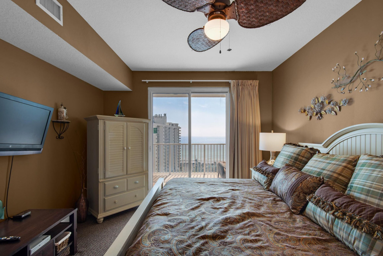 Bedroom, Ariel Dunes I 1404, Walton