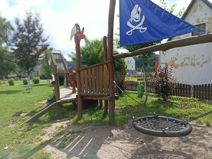 Others 5, Penzion U Haliru, Trutnov