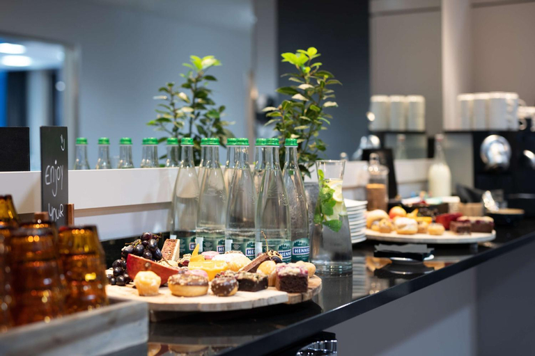 Food & Drinks 8