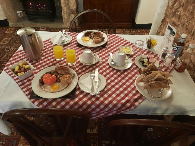 Food & Drinks, The White Cottage, Devon