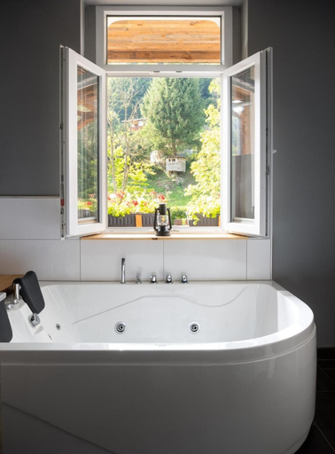 Bathroom 4, Bodetaler Basecamp Lodge, Harz