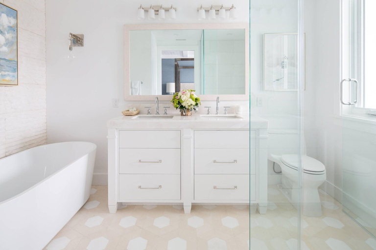 Bathroom 5, Lido House, Autograph Collection, Orange