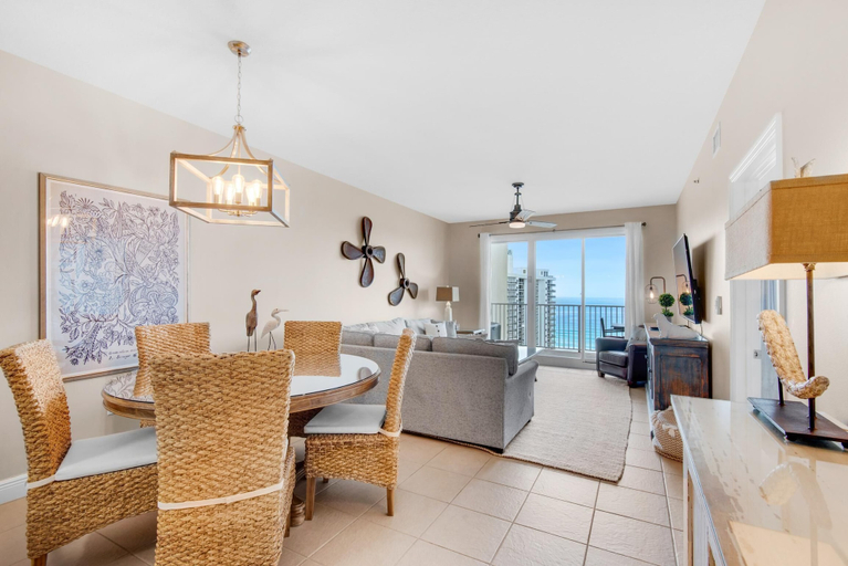 Others 4, Ariel Dunes I 1408, Walton