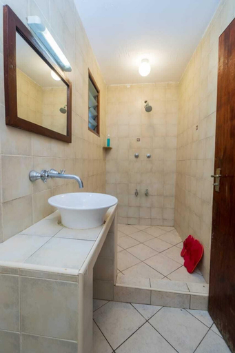 Bathroom 3, Pontoon Residence & Suites, Nyali