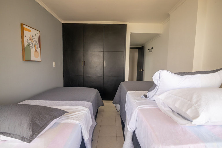 Bedroom 2, Penthouse con Piscina Privada El Laguito, Cartagena de Indias