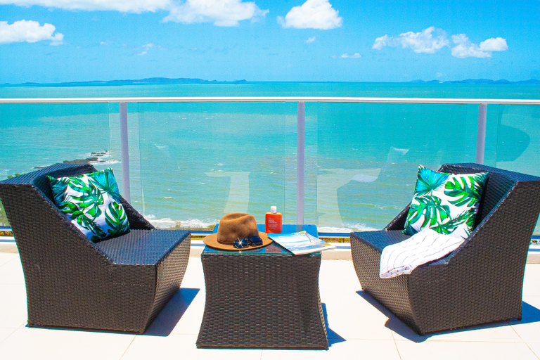Food & Drinks, Oshen Holiday Apartments Yeppoon, Livingstone - Pt B