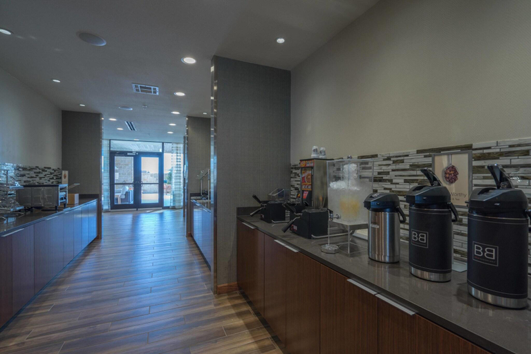 Food & Drinks 5, Fairfield Inn & Suites Lubbock Southwest, Lubbock