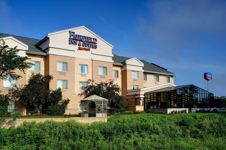 Exterior & Views 2, Fairfield Inn & Suites Indianapolis East, Indianapolis