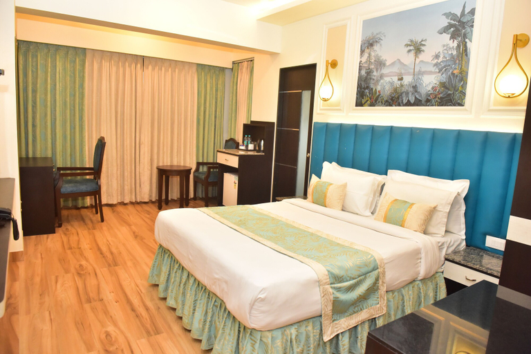 Bedroom 4, Hotel Royal Altis, South Goa