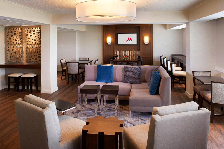 Public Area 3, Detroit Metro Airport Marriott, Wayne