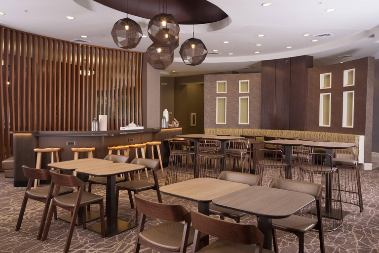 Food & Drinks 5, SpringHill Suites Orlando Airport, Orange