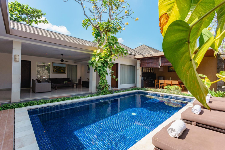 Swimming Pool 8