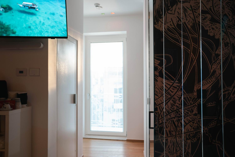 Others 5, B&B Suite Carafa 61, Bari