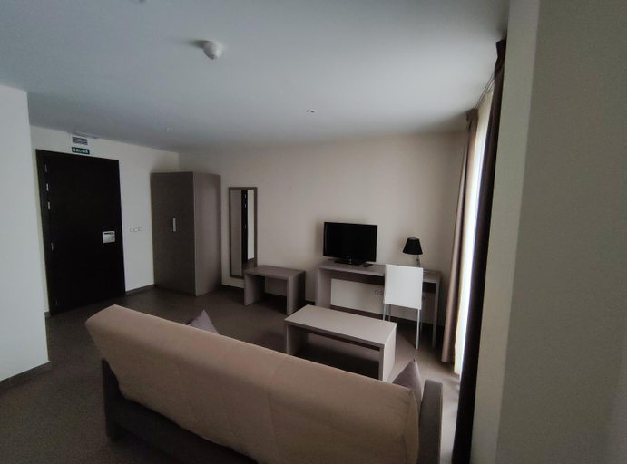 Others 3, Aparthotel Castellfort, Castellón