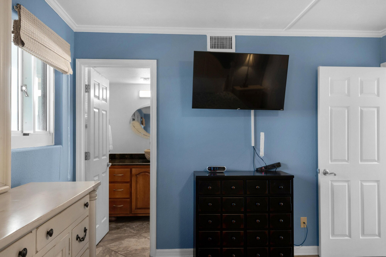 Others 5, Starboard Village 411, Escambia