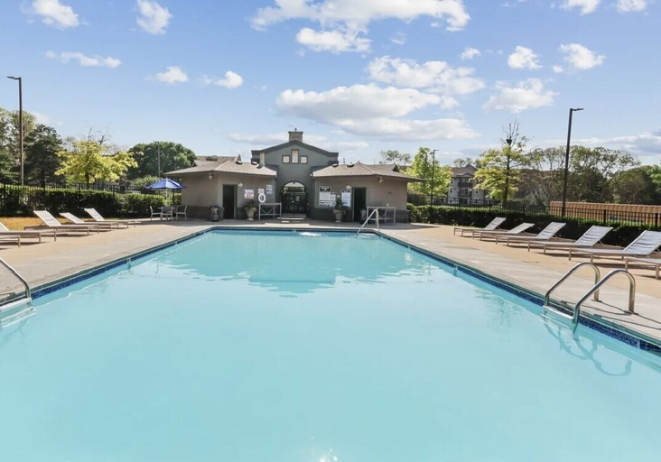 Sport & Beauty, Serene Spring Retreat, Hennepin