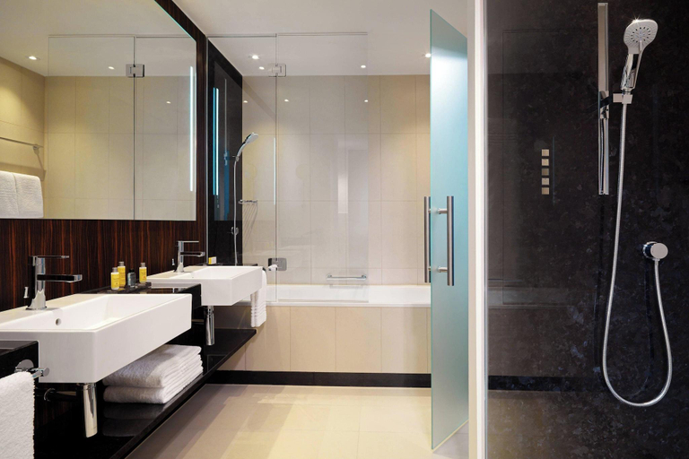 Bathroom 20