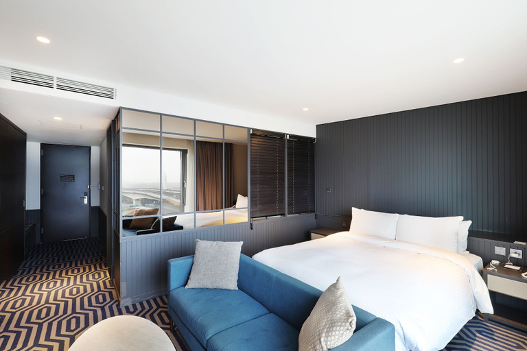 bedroom 11