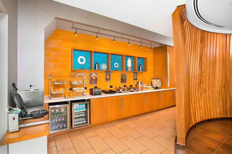 Food & Drinks 5, SpringHill Suites Fairfax Fair Oaks, Fairfax