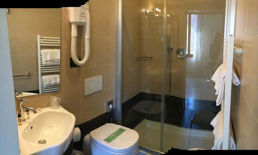 Bathroom 4, Hotel Sant'Antonin, Venezia