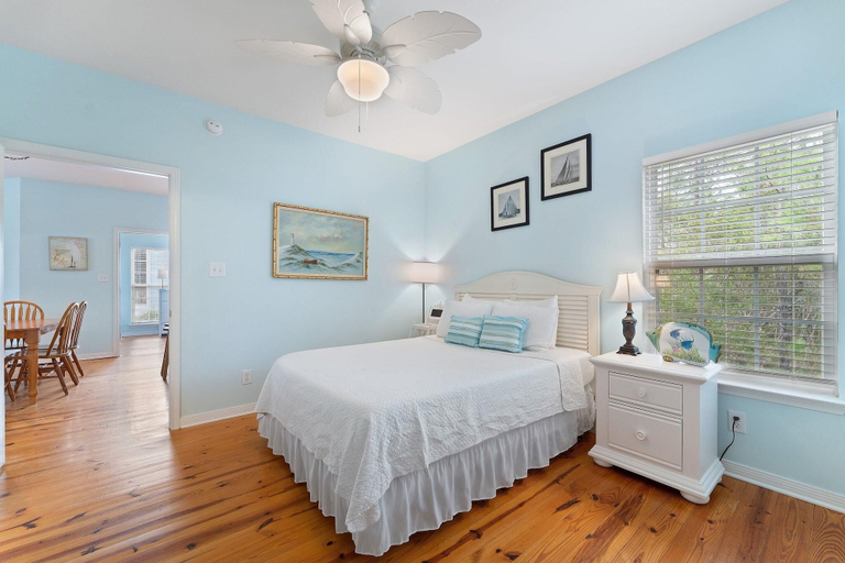 Bedroom 3, Rookery 801, Baldwin