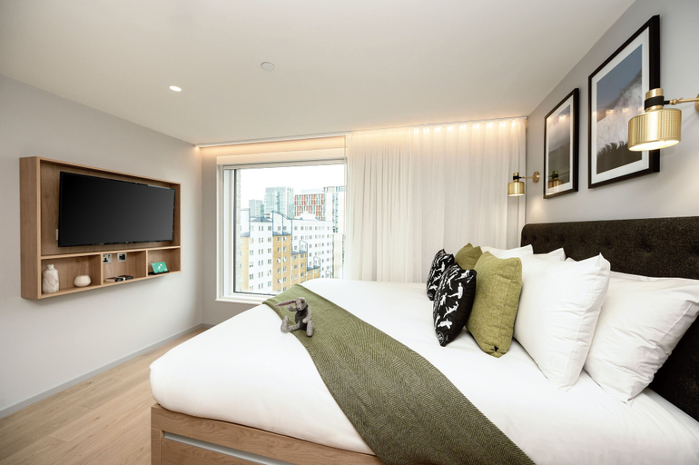 Bedroom 3, Wilde Aparthotels, London, Aldgate Tower Bridge, London