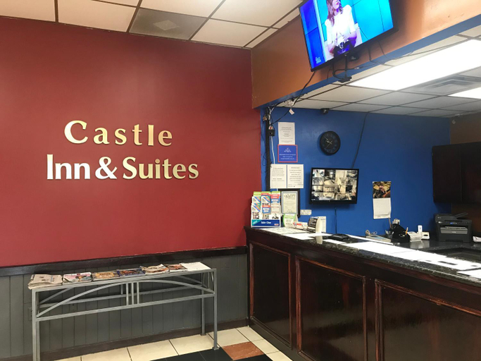 Public Area 3, Castle Inn & Suites Anadarko, Caddo