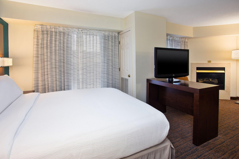 Bedroom 3, Residence Inn Grand Rapids West, Kent