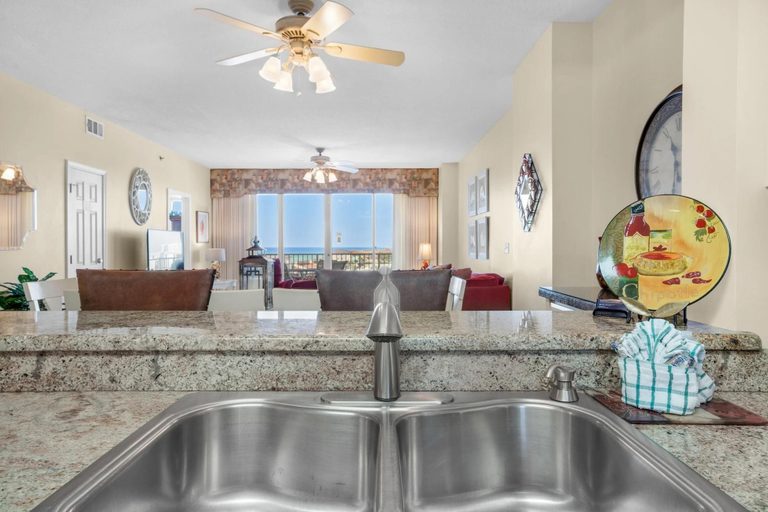 Others 5, Leeward Key 701, Walton