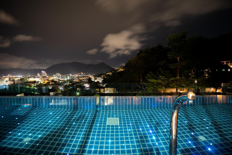 Swimming Pool 4