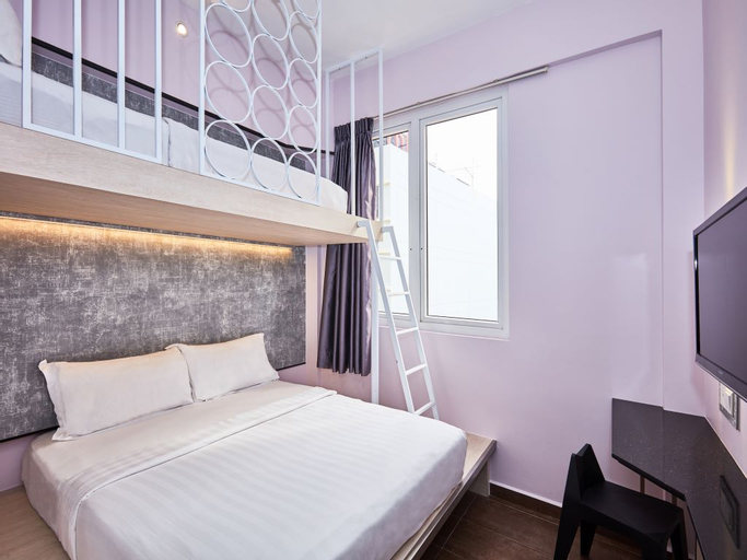Bedroom 6