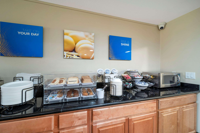 Food & Drinks 5, Comfort Inn Red Bluff, Tehama