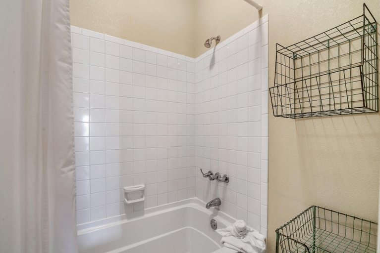 Bathroom 3, Molokai Villas Riverside 7A, Escambia
