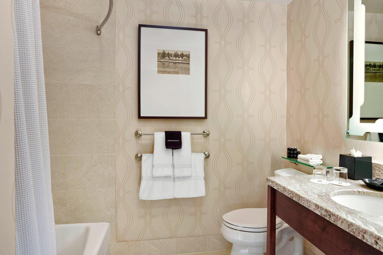 Bathroom 4, The Algonquin Resort St. Andrews By-The-Sea, Charlotte
