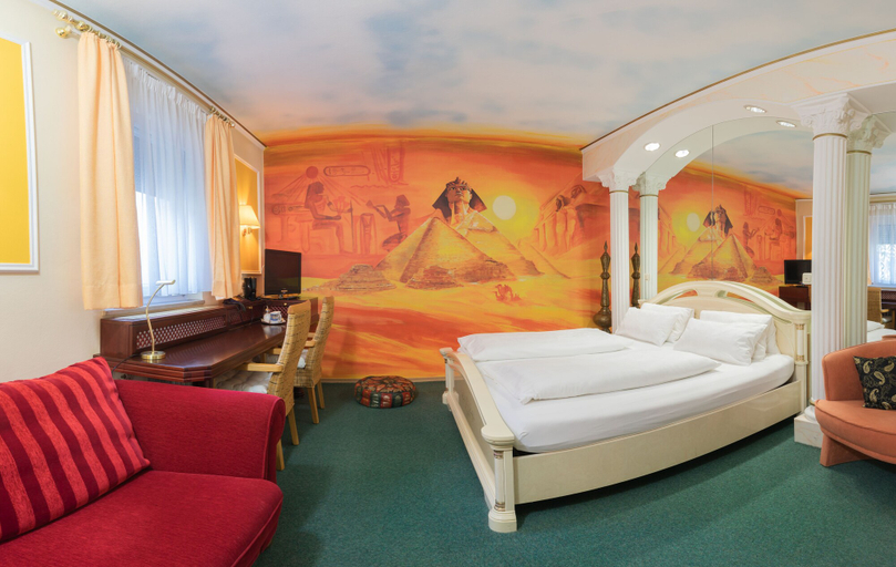 Bedroom 3, Hotel Plankl, Altötting