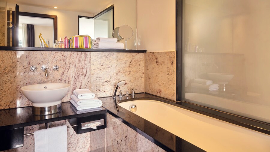 Bathroom 4